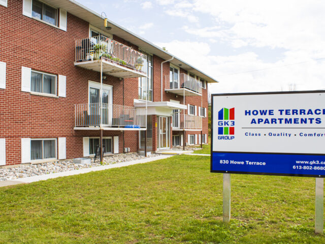 Howe Terrace Apartments