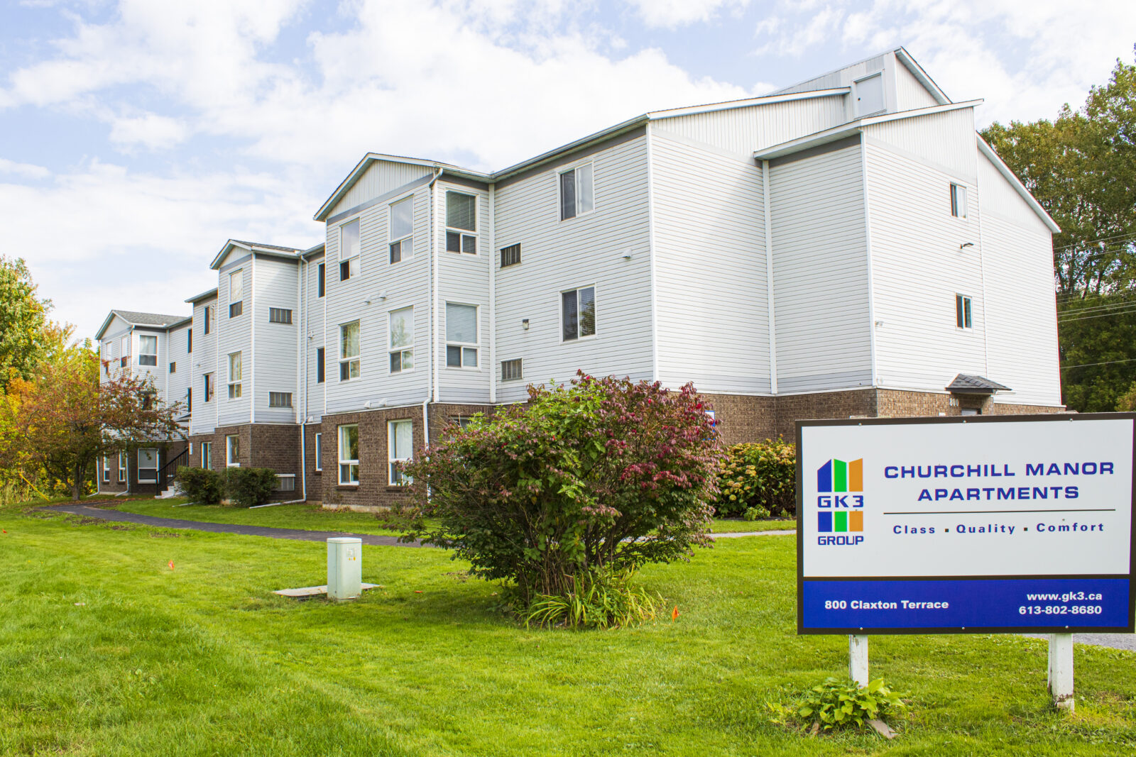800 Churchill